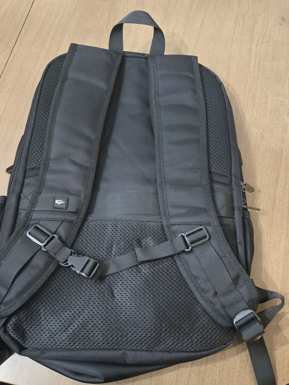 LOWE Black Everyday Laptop Backpack for Men